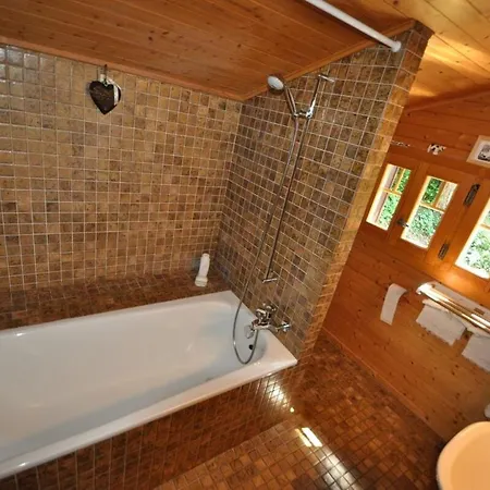 Tendre Est La Nuit A - 6 Personnes, Belle Vue, Confort *